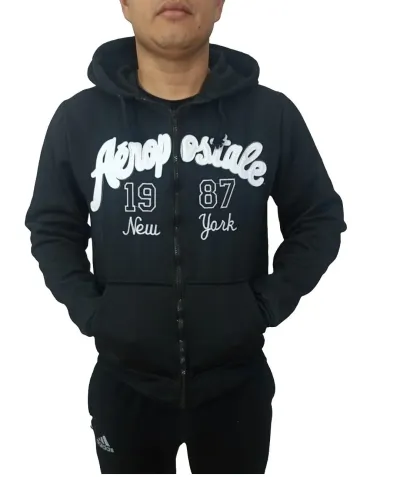 Sudadera Aeropostale de hombre con cremallera, ideal para el clima frío y uso diario.
